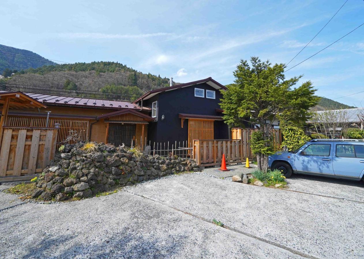 Vila つるば舎 Fudžijošida Exteriér fotografie